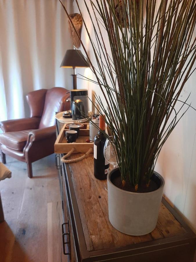 Bed En Breakfast Gees Esterno foto