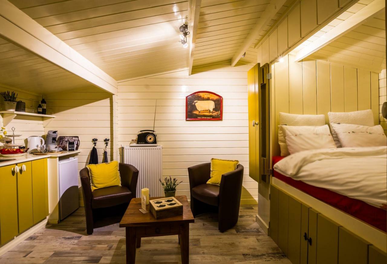 Bed En Breakfast Gees Esterno foto